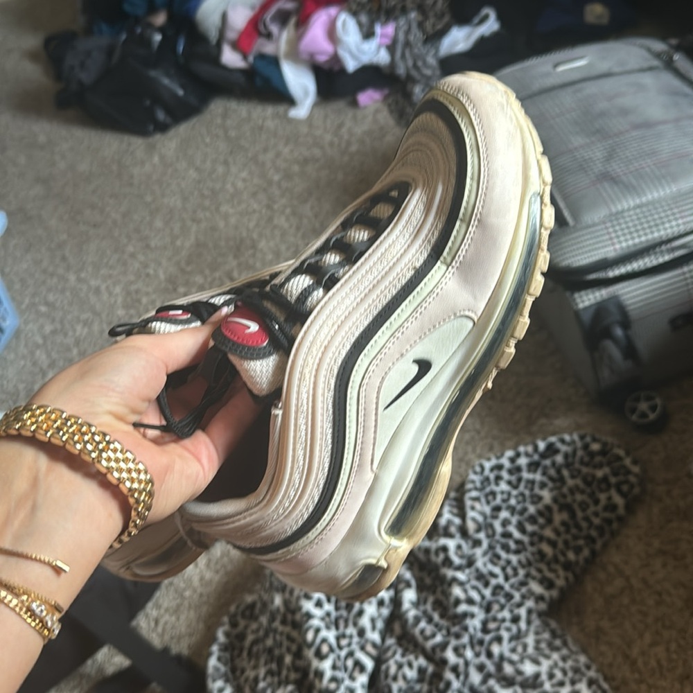 Nikes - Picture 2 of 2